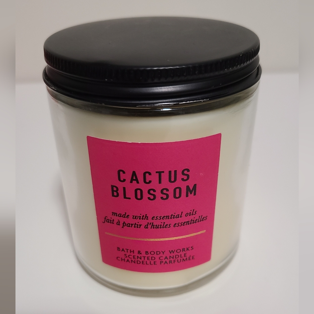 B&BW Cactus Blossom Scented Candle 198 g/7 oz.🕯